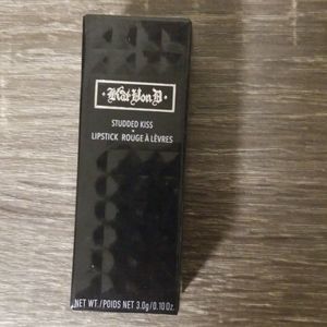 Brand New: Kat Von D Lipstick (Coven)